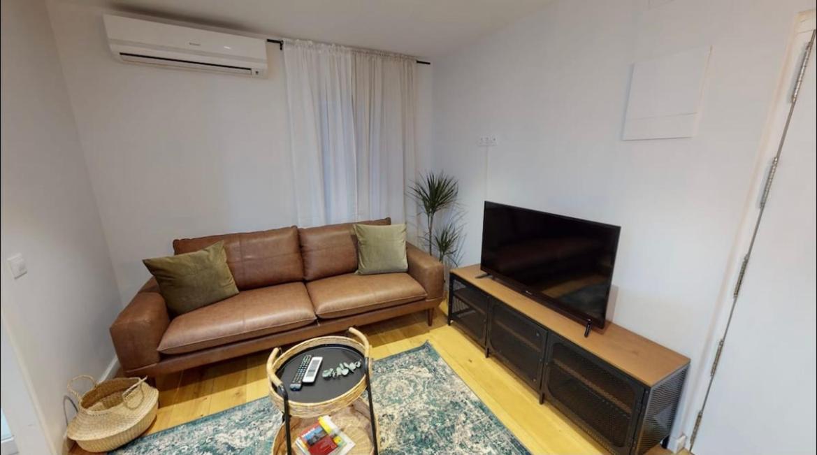 Edsam Eucalipto Madrid Apartman Kültér fotó